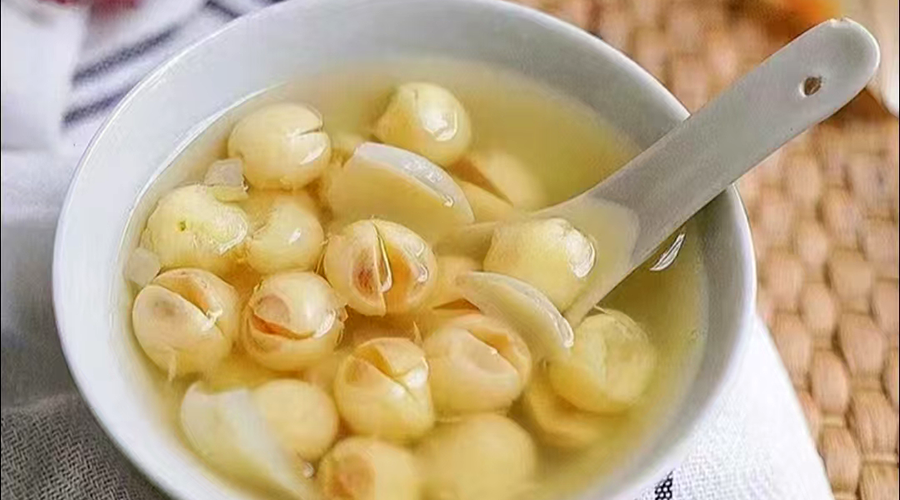 Lotus Seeds Sweet Soup