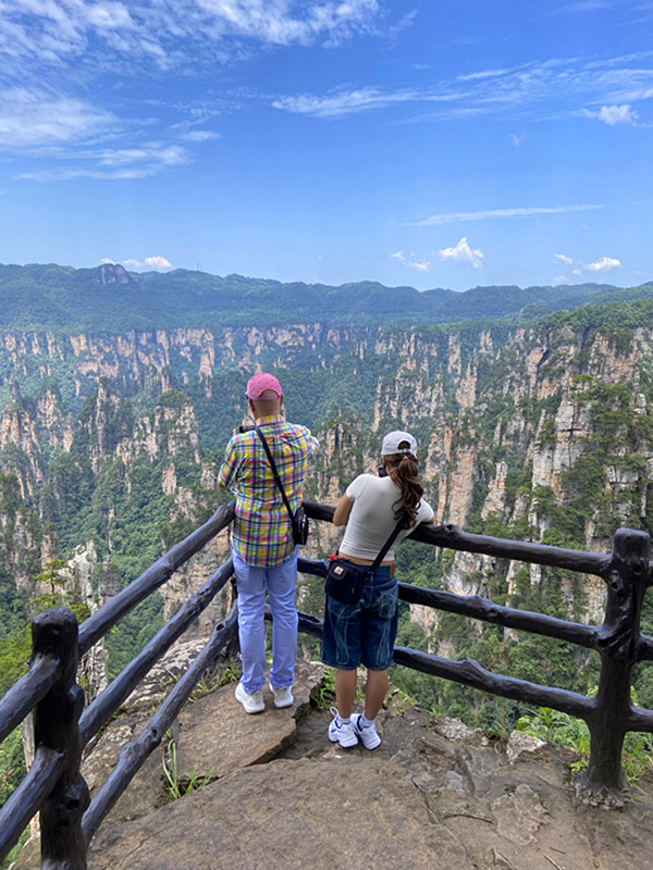 2 Full Days of Zhangjiajie Highlights Tour(Join-In Tour)
